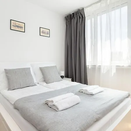 Doki Business Apartment Center Gdansk By Yoca Exteriér fotografie